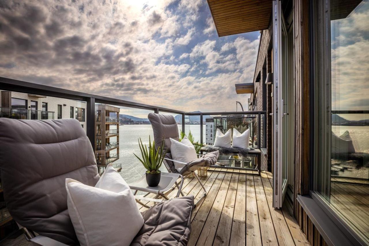New Penthouse Apartment With Sea View In Bergen Centrum Exterior foto